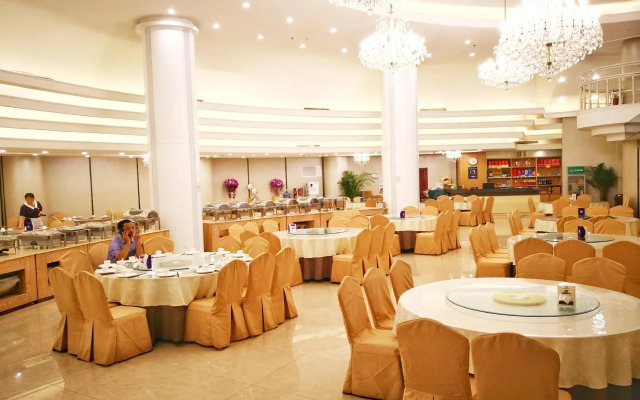 Qingdao Huaneng Hotel