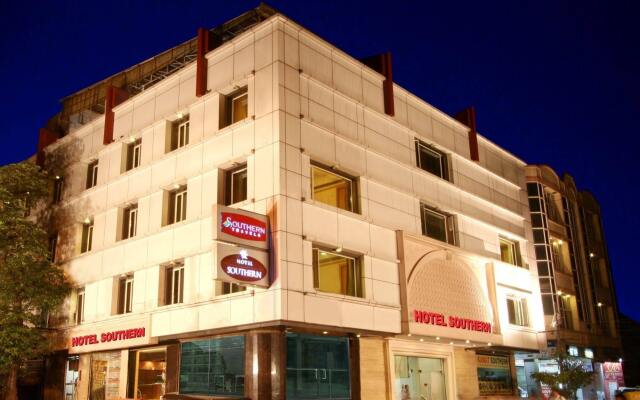 Hotel Southern вид на фасад