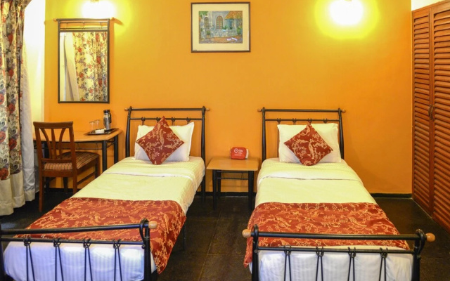 OYO 438 near Candolim Beach