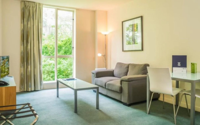 Astelia Apartment Hotel