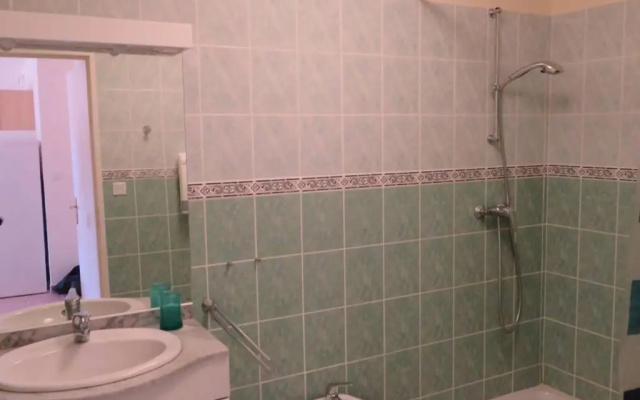 Appartement Bormes-les-Mimosas, 2 pièces, 5 personnes - FR-1-610-12