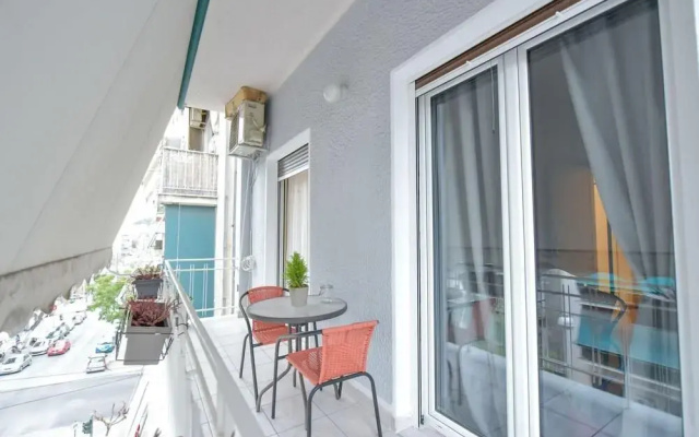 Live As A Greek in Iokasti apartment