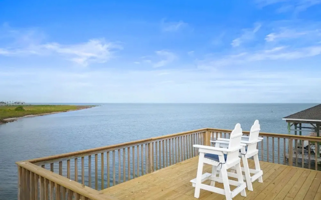 Bay Vista by Ryson Vacation Rentals