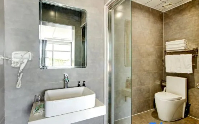 Liangpu Boutique Hotel