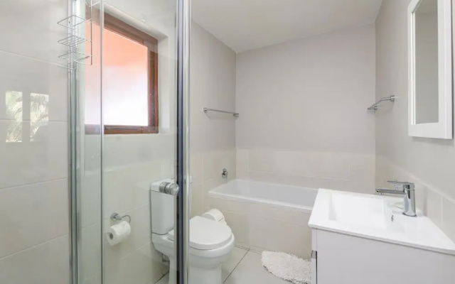 San Lameer Villa Rentals  2510