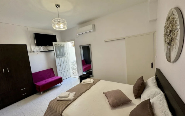 Sunshine Bay Suites