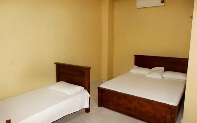 Omega Hotel & Motel