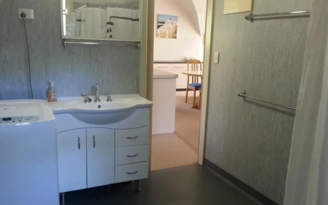 Deedy's Nest -Couple's Retreat at Mystery Bay