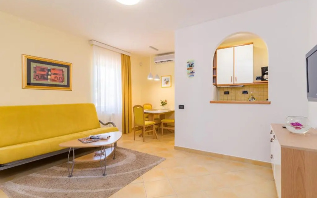 Apartments Fiorido 113