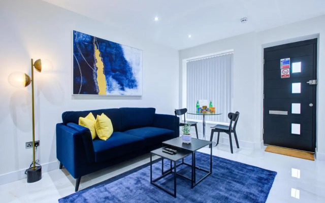 Hybrid Resi - Uxbridge