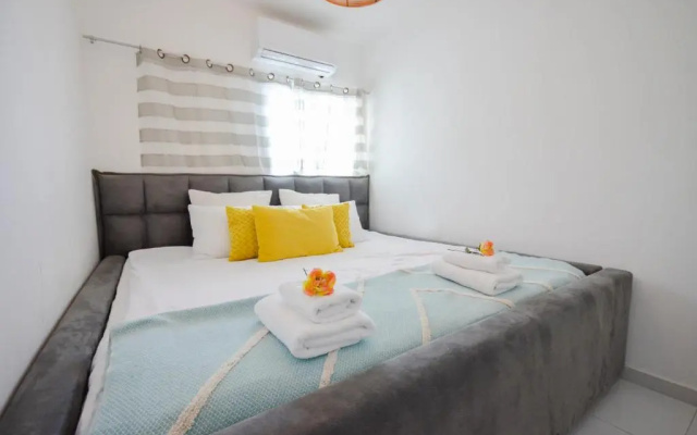 "Stunning 3br Apt Prime Location Yalarent"
