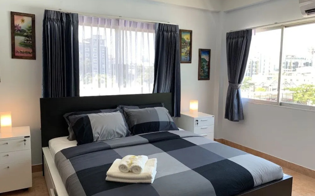 Pagoda Buakow Guesthouse