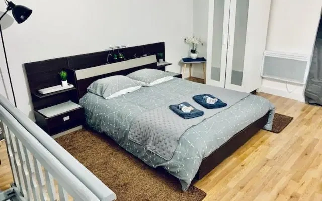 Maison 2 Chambres - Lille - 4 Pers - 300m Metro (Adults Only)