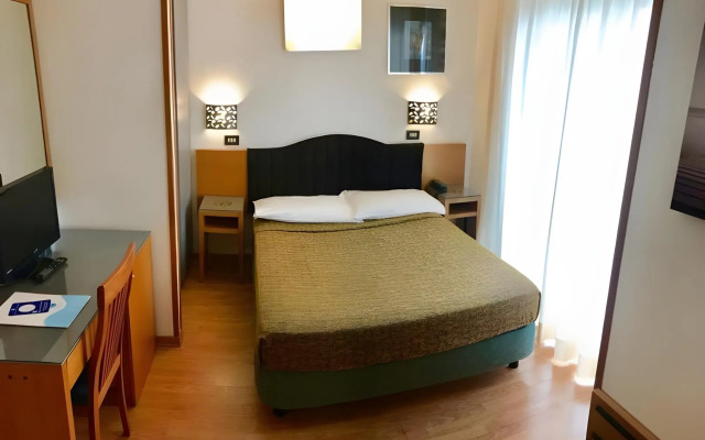 Hotel St. Gregory Park
