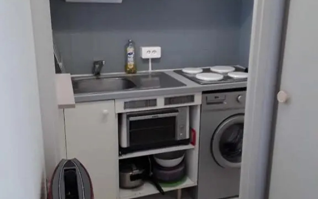Studio Cabine Climatise Avec Parking Au Couchant