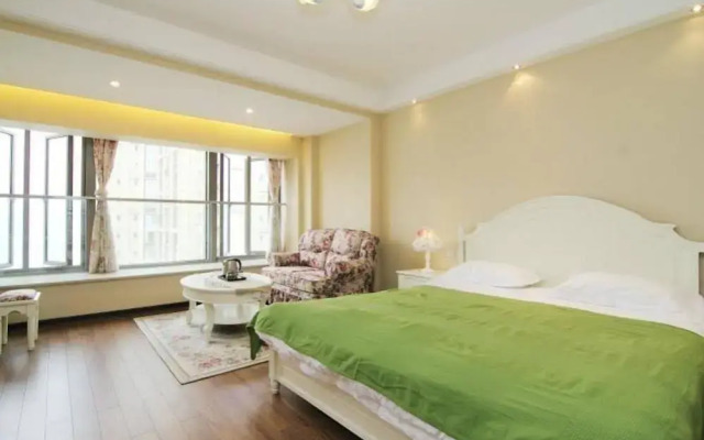 Chongqing Impression Riverside Apartment