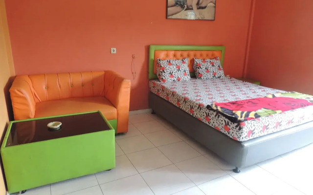 Yonanda Hotel