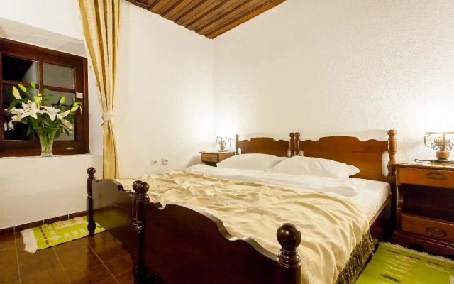 Hotel Kulla e Balshajve