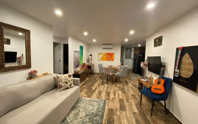 Castillo del Parque Stylish 2bed Apt