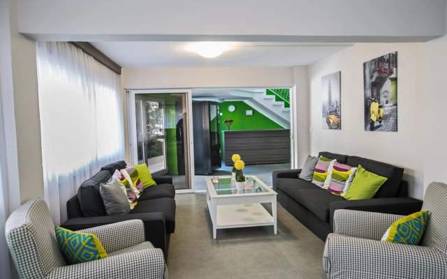 Merab Napa Suites