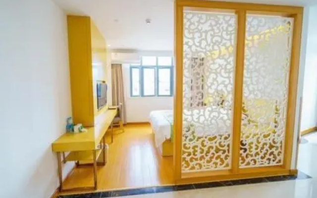 GreenTree Inn Suzhou Mudu Lingyan Mountain Ganglong City Hotel