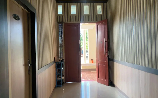 Hotel O Wisma Tulip Near Masjid Besar Desa Tanabangka