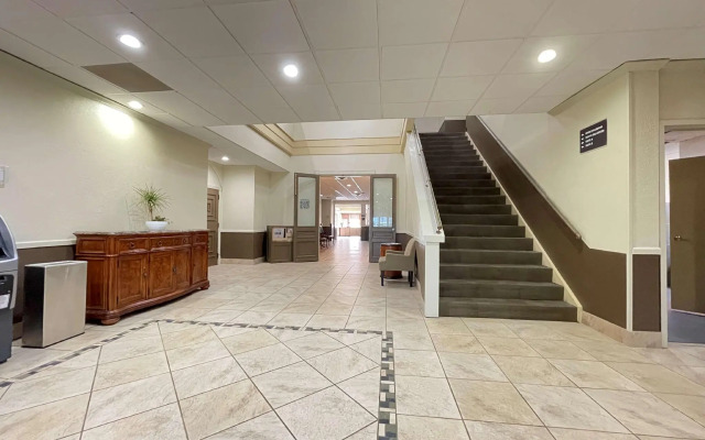 Comancheria Hotel & Convention Center