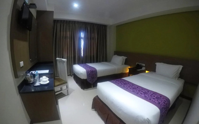 Panorama Summit Hotel