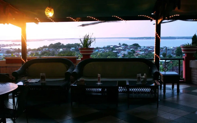 Hotel Satria Wisata