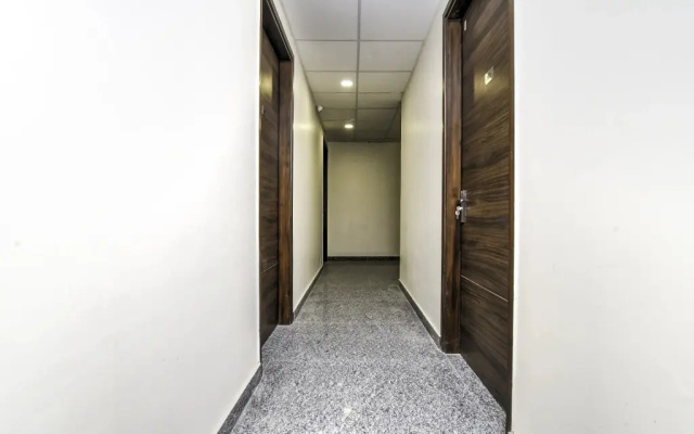The Mayur Hotel by OYO Rooms