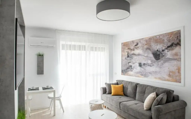 West Residence Apartments