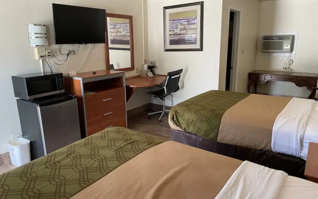 EverGreen Inn & RV