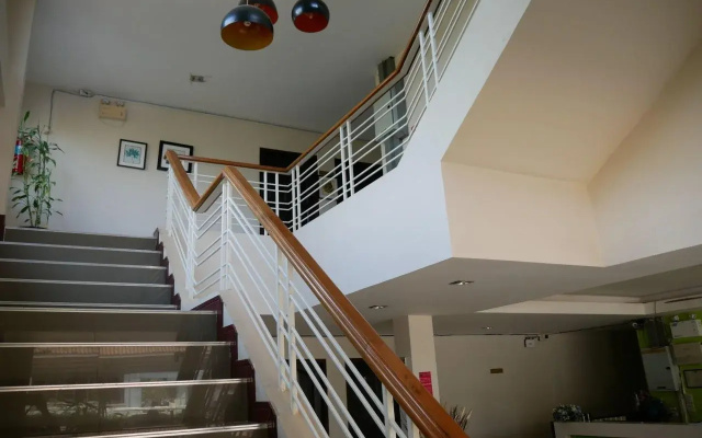 Live Inn