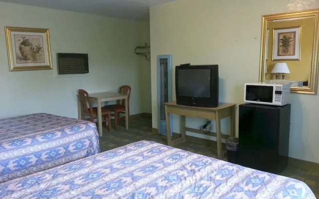 Desert Palms Hotel