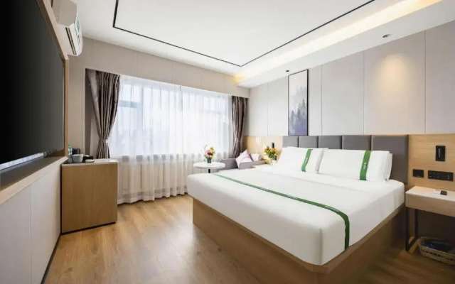 GreenTree Inn LiaoNing ShengYang TieXi HuaXiang Road Express Hotel