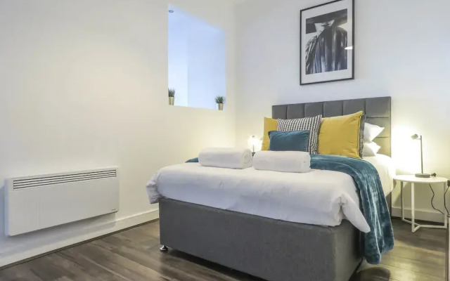 Tudors eSuites Birmingham Apartments Jewellery Quarter