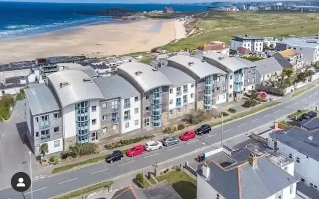 Ocean 1- Sea View Apartment, Fistral Beach Newquay