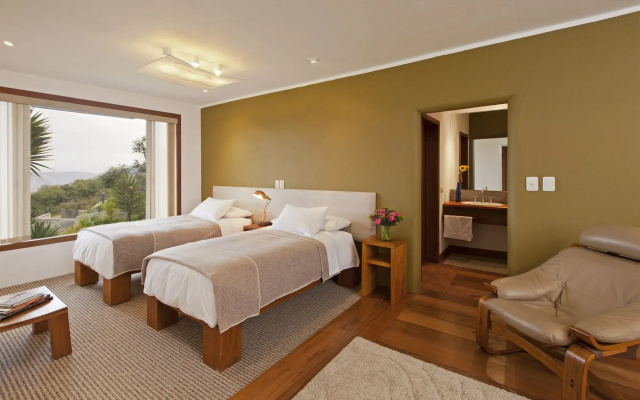 Hotel El Crater