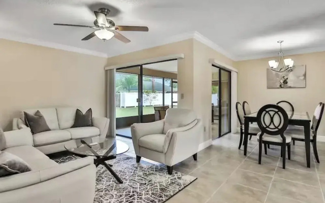 Renovated 3BR Dog Friendly Pond View W/D