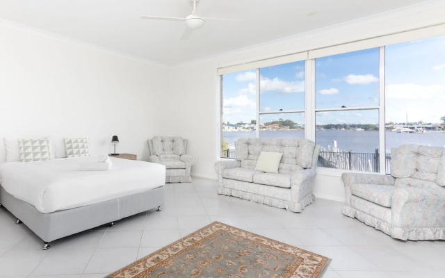 21 Melaleuca Drive
