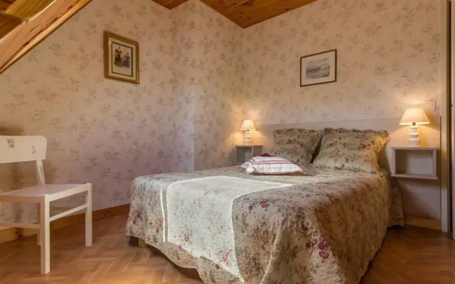 Maison Renovee Typique, Calme, Proche Mer, 2 Cours Fermees, Cheminee Et Equipements Pour Enfants. - Fr-1-306-836