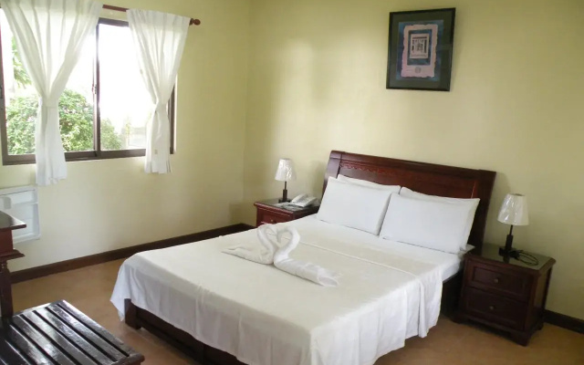 Ogtong Cave Resort