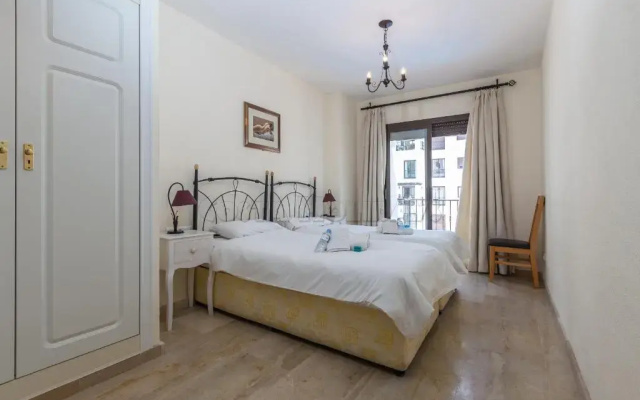 Marina Real 425