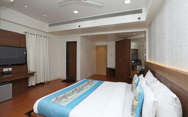 OYO 10672 Hotel Riviera