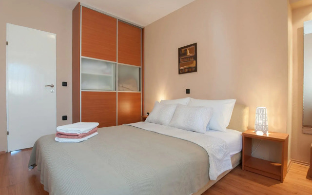 Apartment Ivan - great location: A2 Poljana, Island Ugljan