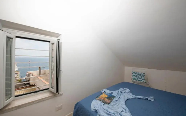 Rooftop flat in Amalfi