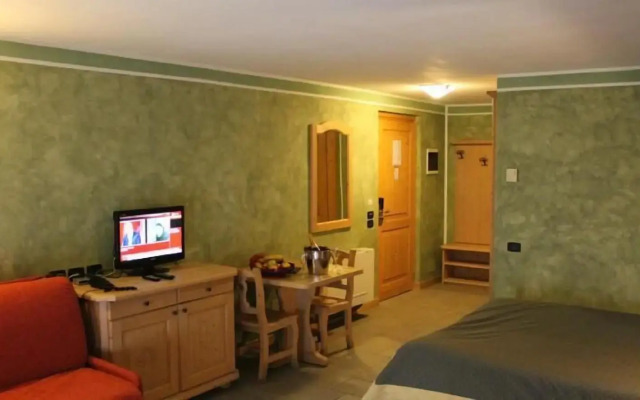 Boscone Suite Hotel