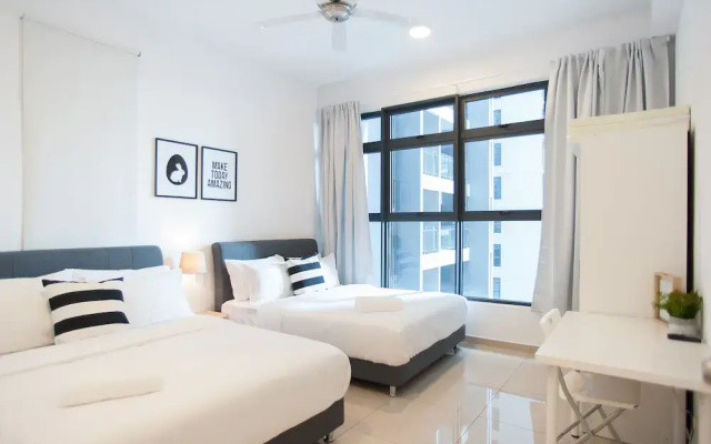 Atlantis Residence Pool View Apartment by Iconstay Melaka