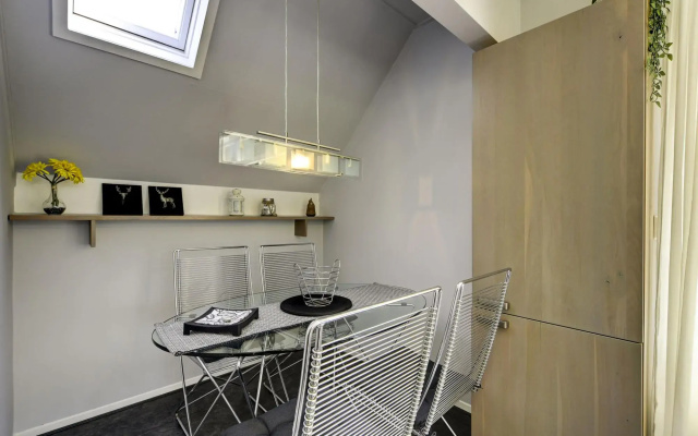 Attractive Holiday Home with Large Garden near Zwolle