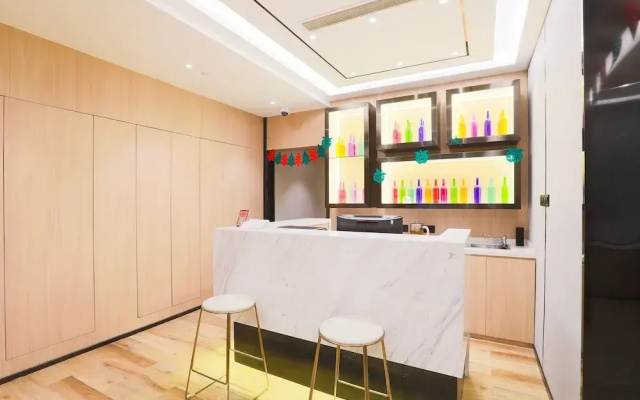 CJIA Service Apartment Hotel